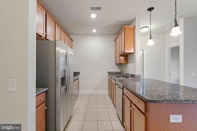 9521 Bastille St unit 106, Fairfax, VA 22031 - photo 3
