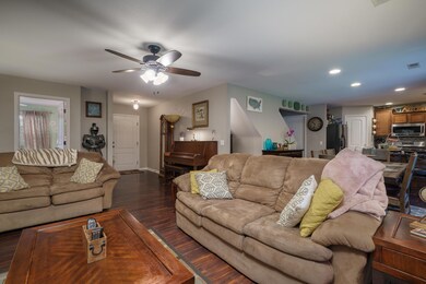 15 Port Way 65201-7