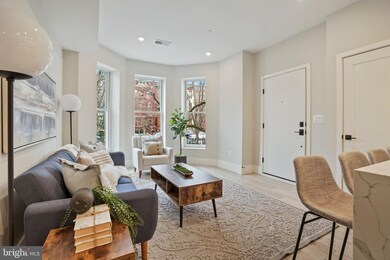 1930 Calvert St NW unit 2, Washington, DC 20009 - photo 4