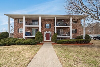 6 Walker Rd unit 4, North Andover, MA 01845 - photo 3