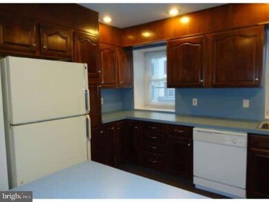 17 S 4th St unit 2, Hamburg, PA 19526 - photo 7