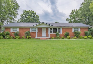 39 Eaton Ave, Manchester, TN 37355 - photo 2