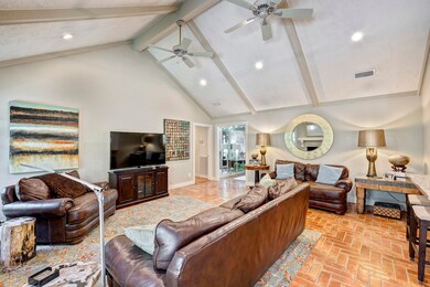 13710 Barryknoll Ln, Houston, TX 77079 - photo 7