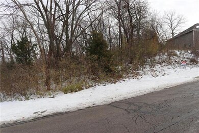 7655 Forest Park Dr, Shawnee, KS 66217 - photo 2