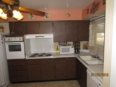 9073 N Balboa Dr unit 8, Sun City, AZ 85351 - photo 7