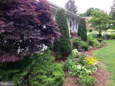 8540 Anthony Hwy, Waynesboro, PA 17268 - photo 2