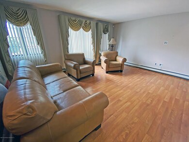181A Lamped Loop unit 44, Staten Island, NY 10314 - photo 3