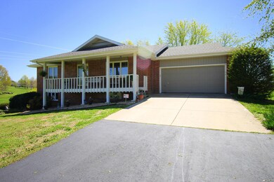 Front ext. 2