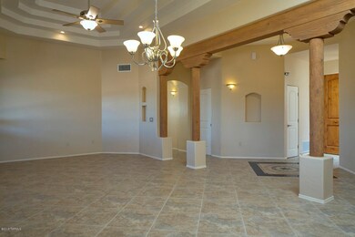 Living Room/Dining Area