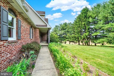 1646 Mill Rd, Seven Valleys, PA 17360 - photo 4