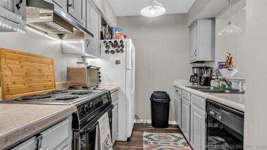 940 Manor Mall, Ardmore, OK 73401 - photo 7