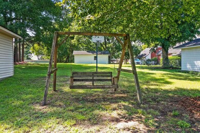 205 E Fairview Dr, Oxford, NC 27565 - photo 6