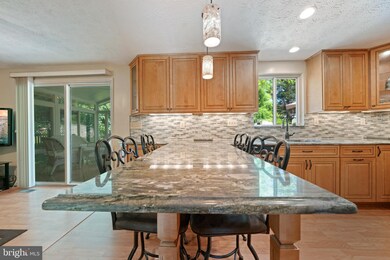 1213 Cavendish Dr, Silver Spring, MD 20905 - photo 5