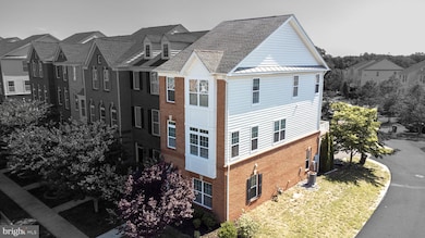 23138 Dunlop Heights Terrace, Ashburn, VA 20148 - photo 4