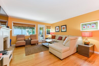 007-Living_Room-5995076-large