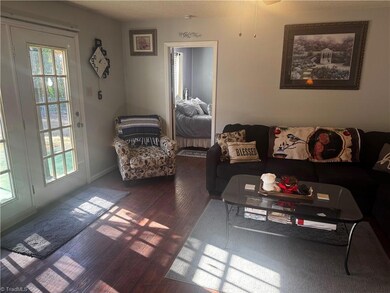 3993 & 3997 Valley Dr, Sophia, NC 27350 - photo 7