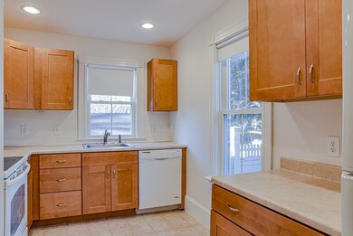 24 Ocean Ave unit 1, Salem, MA 01970 - photo 6