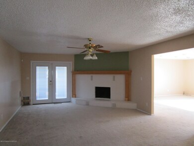 5604 Tarry Terrace Dr, Farmington, NM 87402 - photo 2