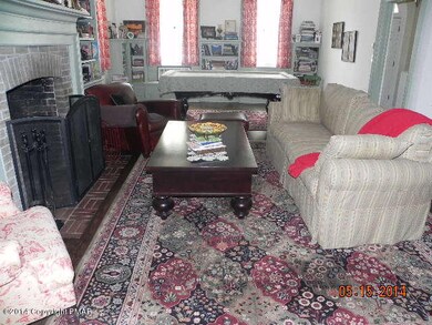 800 Monroe St, Stroudsburg, PA 18360 - photo 2