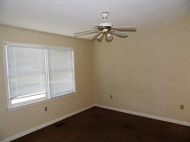 3416 Kingsview Cir, Macon, GA 31211 - photo 4