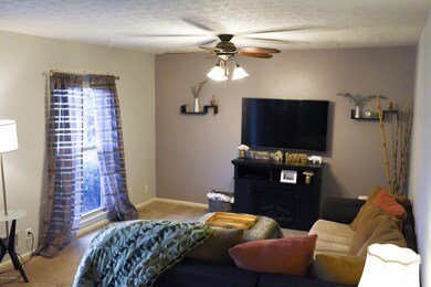 6911 Roseborough Ct, Louisville, KY 40228 - photo 7