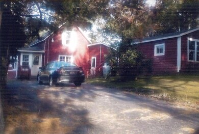 17 Hillcrest Ave, Millinocket, ME 04462 - photo 3