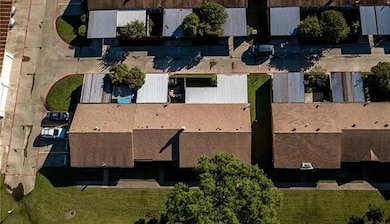 82 E Mountain Creek Dr unit 19, Grand Prairie, TX 75052 - photo 3