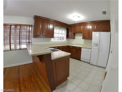 1078 Trail Terrace Dr, Naples, FL 34103 - photo 4