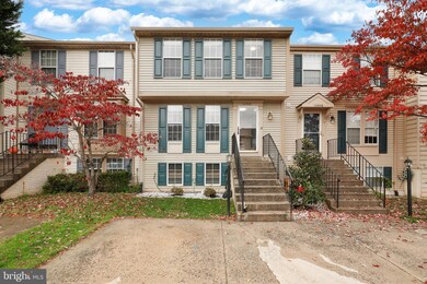 13958 Winding Ridge Ln, Centreville, VA 20121 - photo 2