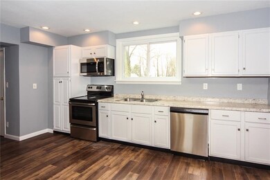 305 W Spencer St, Sheridan, IN 46069 - photo 7