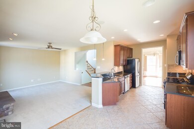 7802 Callington Way, Hanover, MD 21076 - photo 5