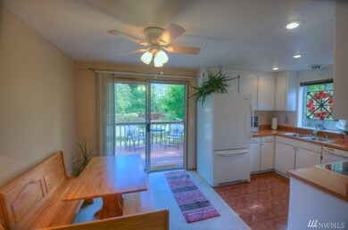 8630 Xerxex Ct SE, Yelm, WA 98597 - photo 5