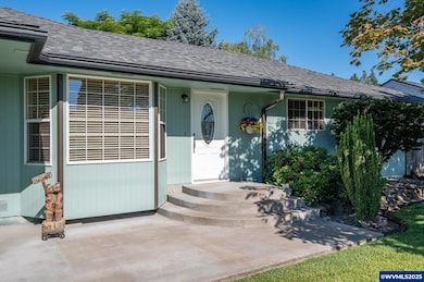 153 S 26th Ave, Cornelius, OR 97113 - photo 4