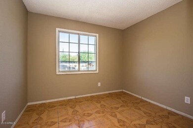 6523 W Clarendon Ave AZ-5