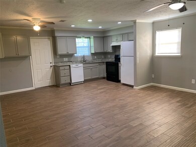 29823 Eric St, Magnolia, TX 77355 - photo 7