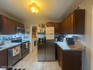 201 W Kelly St, California, MO 65018 - photo 7