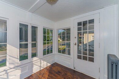 1 Porch 1