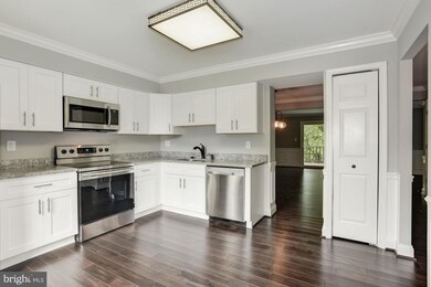 10 Peroba Ct, Parkville, MD 21234 - photo 2