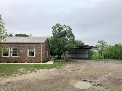 3101 Veal Station Rd, Weatherford, TX 76085 - photo 2