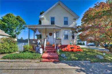 576 Laurel Hill Ave, Cranston, RI 02920 - photo 2