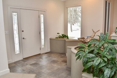 9 Sylvia Heights, Hadley, MA 01035 - photo 3