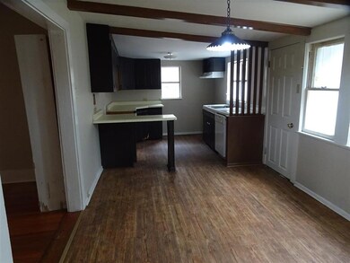 1609 Hendricks Ave, Laredo, TX 78040 - photo 3