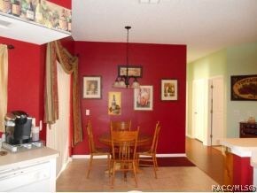 Kitchen & breakfast  area