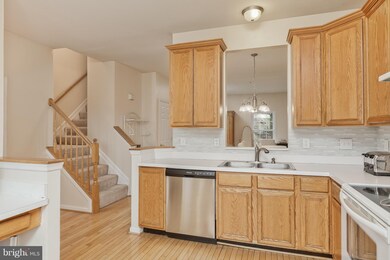 7149 Ladd Cir, Frederick, MD 21703 - photo 4