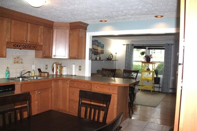 16 Letendre Ave unit B, Allenstown, NH 03275 - photo 6