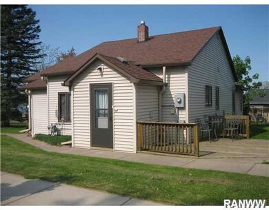 23 E Gates St, Rice Lake, WI 54868 - photo 2