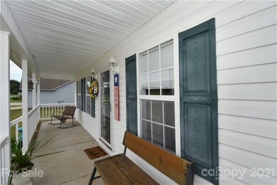 723 Jennings Rd, Statesville, NC 28625 - photo 4