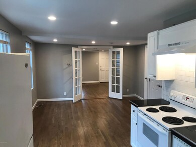 28 Bruce Park Ave unit 2R, Greenwich, CT 06830 - photo 2