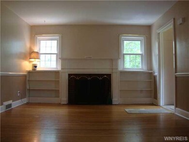 Living Room Gorgeous Hardwood floors throughout!  