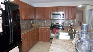 652 SW 107th Ave unit 601, Pembroke Pines, FL 33025 - photo 2